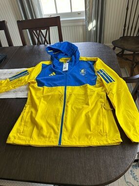 adidas 2026 Boston Marathon Blue & Yellow Hooded Windbreaker Jacket.  Size M
